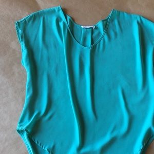 Green Turquoise Flutter Short Sleeve Top